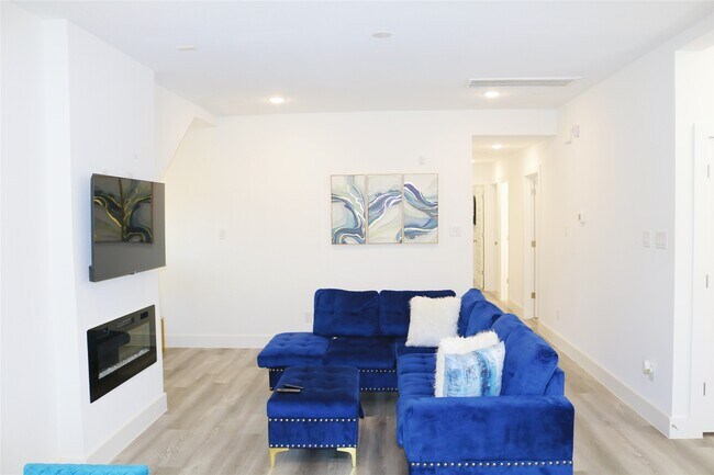 Foto del edificio - 5204 Gold St