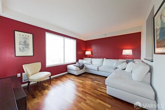 Foto del edificio - 140 Van Ness Ave