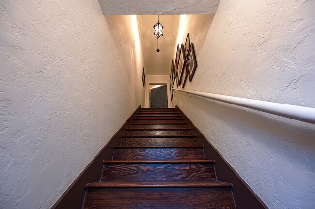 Foto del edificio - 1031 S Stanley Ave