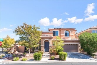 Building Photo - 600 El Loro St