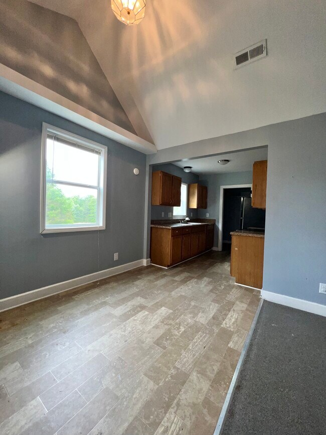 Foto del edificio - 4703 Potter Rd