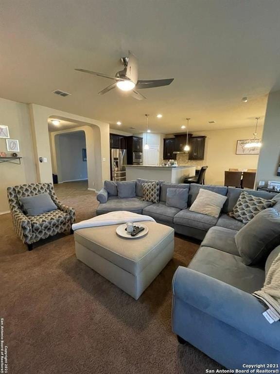 Foto del edificio - 9626 Common Law