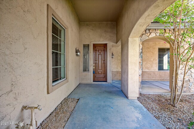 Building Photo - 2407 E Glacier Pl