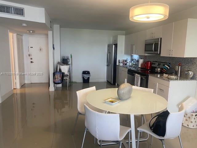 Foto del edificio - 2801 NE 183rd St