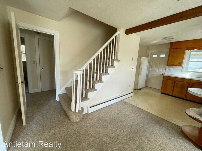 Building Photo - 3 br, 1 bath House - 3187 Anthony Highway