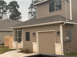 Building Photo - 905 Chickasaw Dr