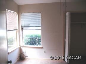 Building Photo - 3832 SW 30th Ter