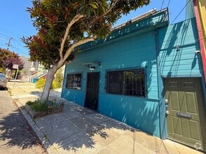 Building Photo - 383 Crescent Ave