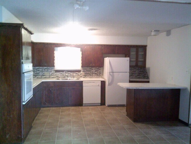 Foto del edificio - 7304 NW Compass Dr