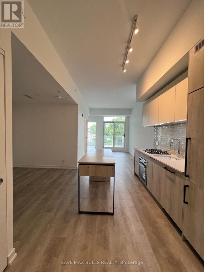 Photo du bâtiment - 722-722 Marlee Ave