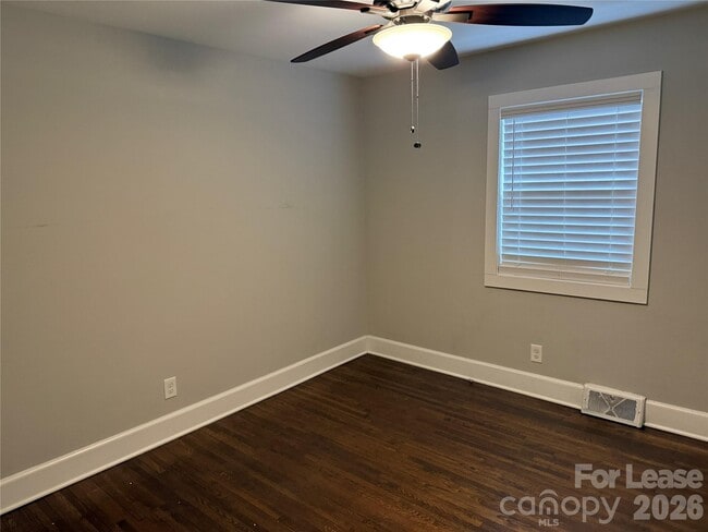 Foto del edificio - 3801 Sudbury Rd