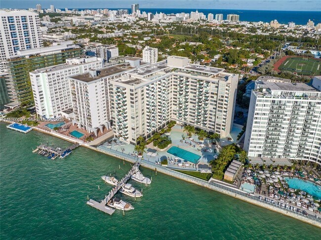 Foto del edificio - 1200 West Ave