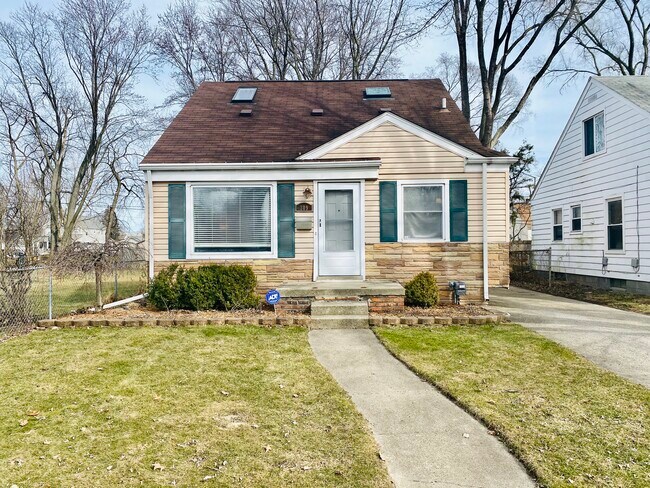 Building Photo - 309 S Campbell Rd
