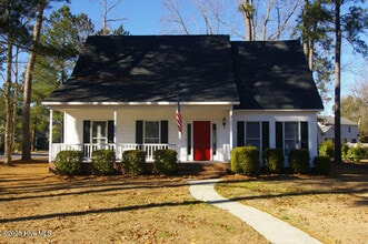 Building Photo - 709 Spring Run Rd