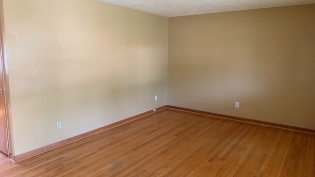 Building Photo - 3416 Stocker