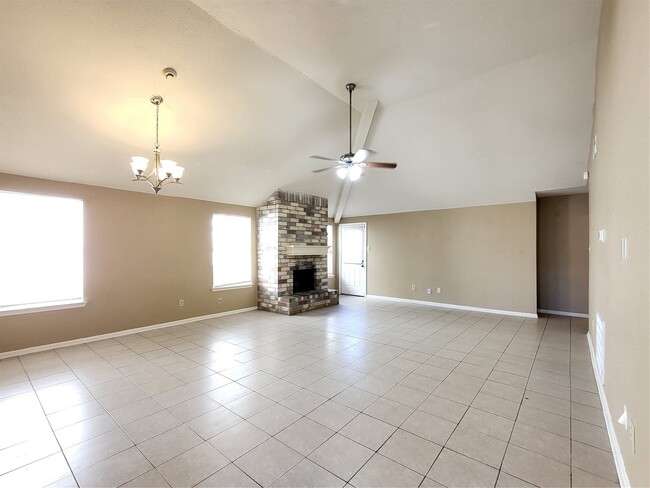 Foto del edificio - 16026 Barbarossa Dr