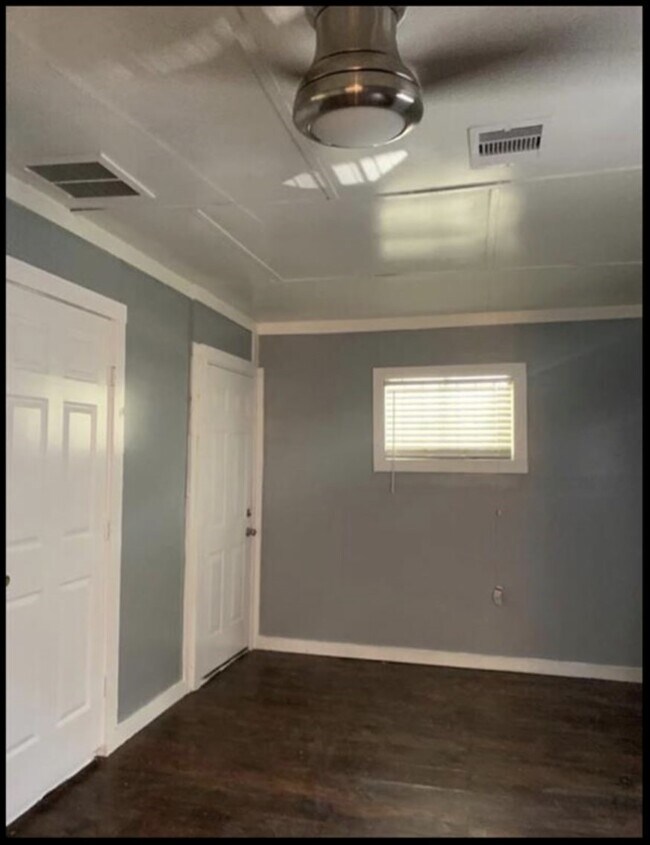 Foto del edificio - 10106 Sierra Dr