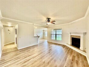 Building Photo - 441 Sorrento Dr