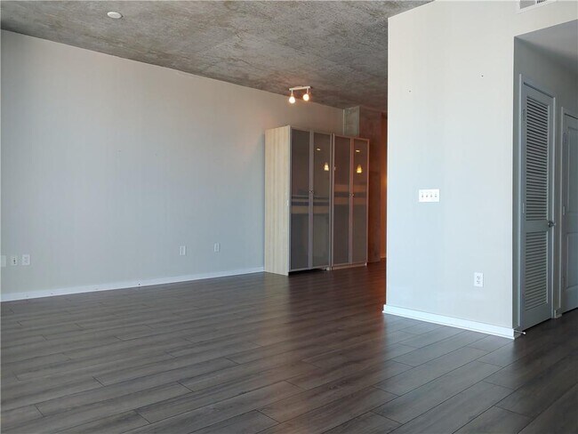 Foto del edificio - 860 Peachtree St NE