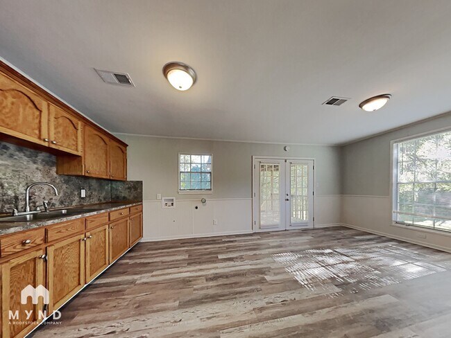 Foto del edificio - 921 27th Ave N