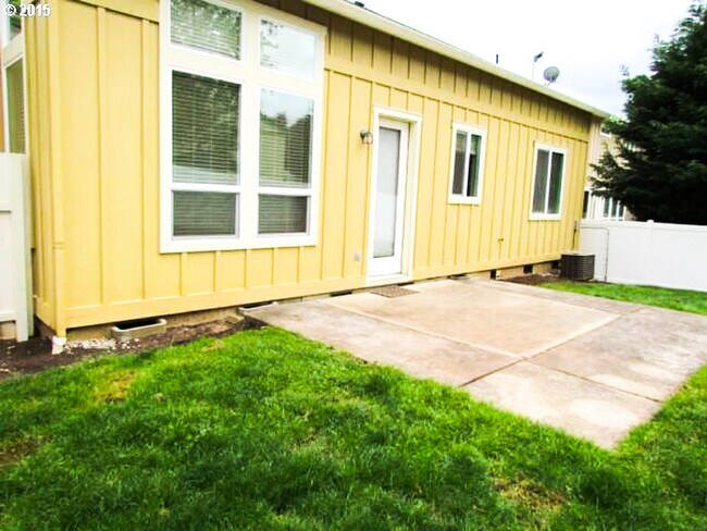 Building Photo - 4106 NE 47th Ave