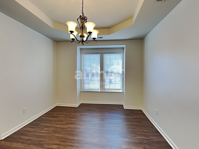 Building Photo - 1505 Ridge Haven Rd