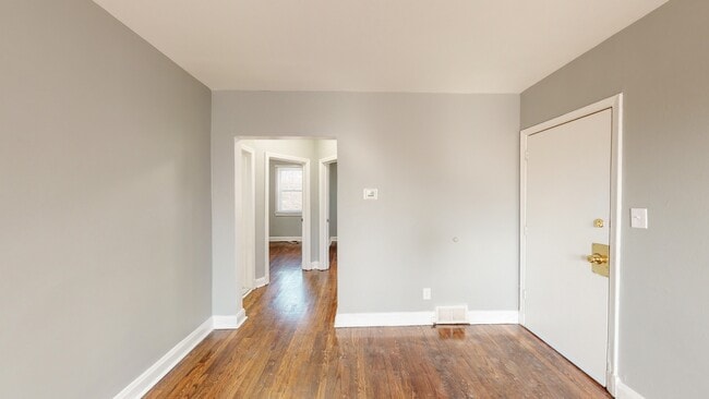 Building Photo - 6105 Chinquapin Pky