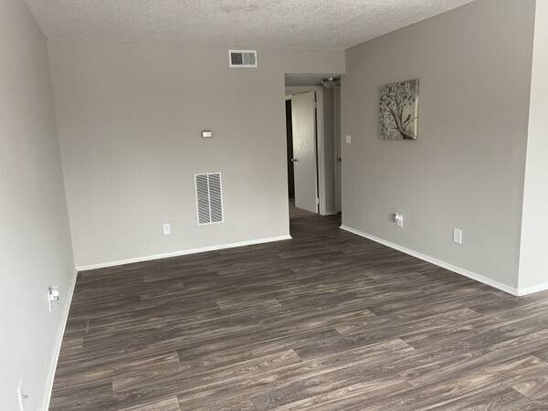 Foto del edificio - Eagle Trace Apartments