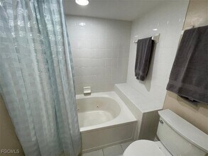 Building Photo - 285 Naples Cove Dr