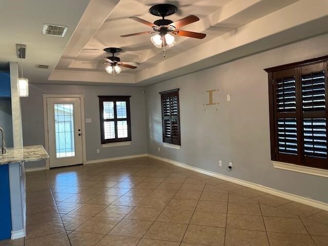 Building Photo - 5518 Conroe St