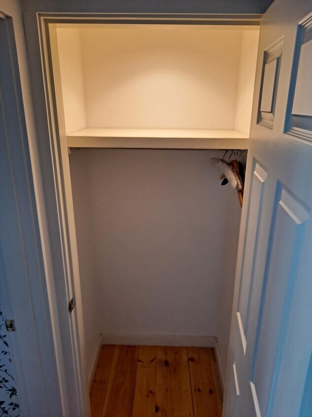 puerta - 6 Stanley Hill Rd