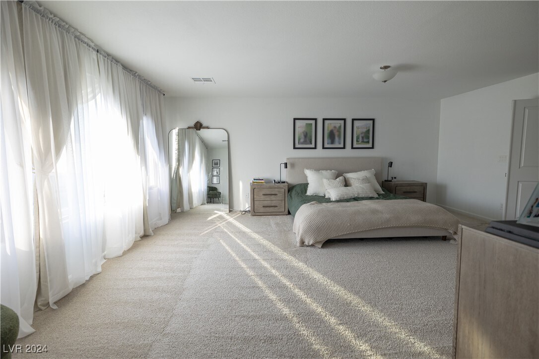Foto principal - 6448 Flying Horse Ct