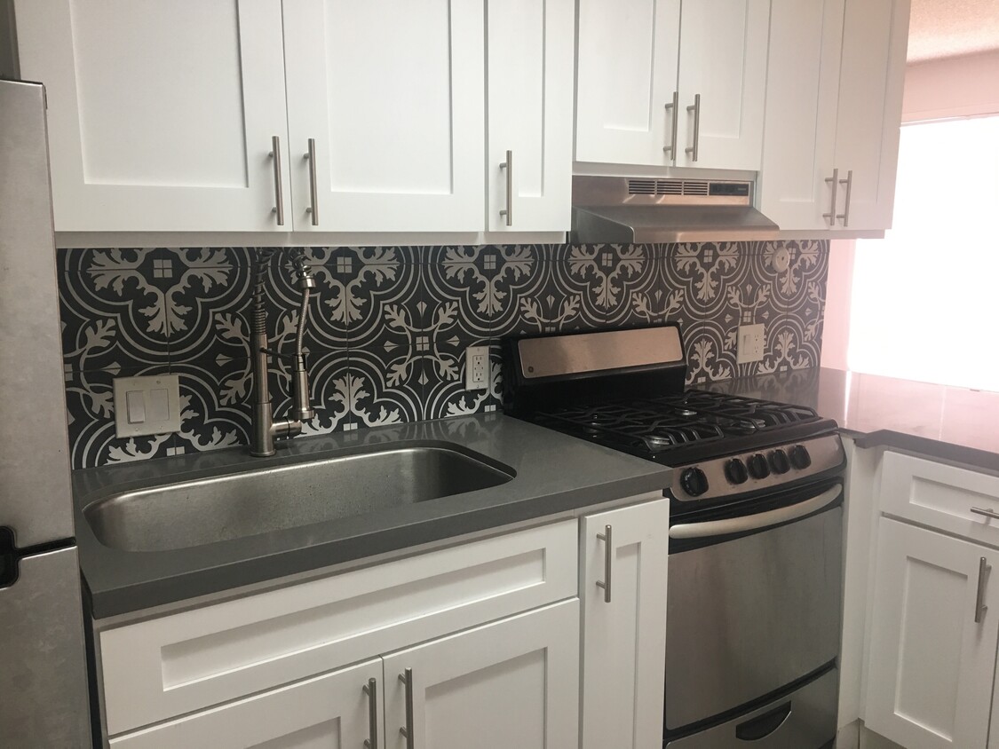 Foto principal - 2816 Sunset Pl
