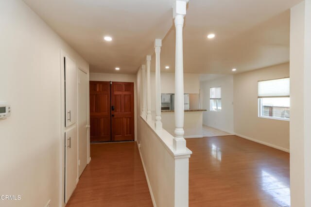 Foto del edificio - 4782 Cleland Ave