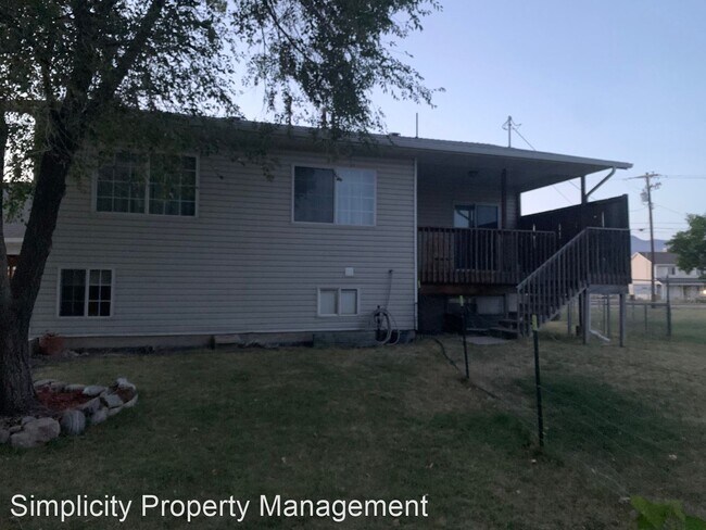 Foto del edificio - 4 br, 2 bath House - 2145 W 1800 South