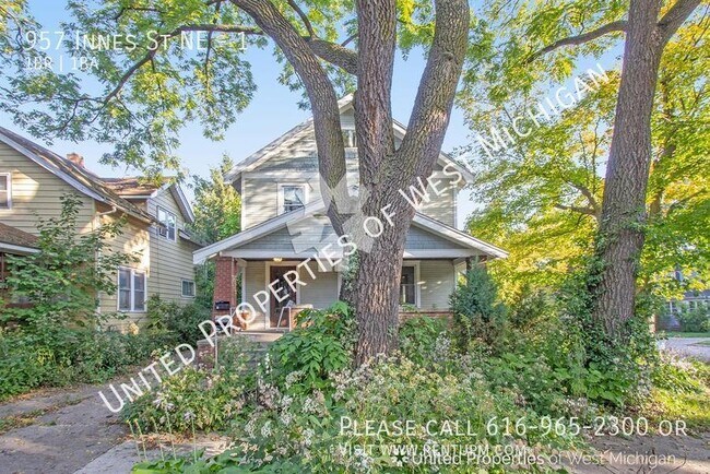 Foto del edificio - 957 Innes St NE