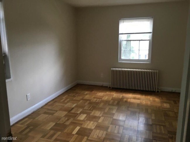 Foto del edificio - 10001 McKenney Ave