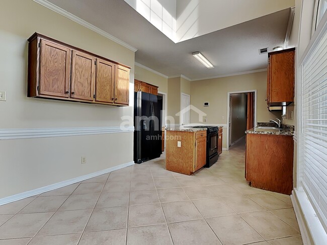 Building Photo - 7986 Oak Pebble Cv