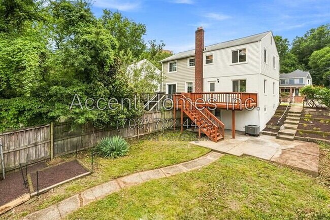 Photo - 2310 Riverview Terrace Townhome