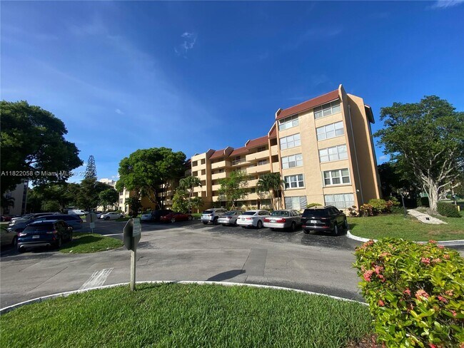 Foto del edificio - 3801 Environ Blvd