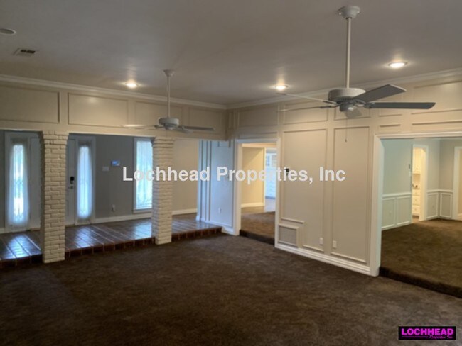 Building Photo - 506 Linkcrest Dr