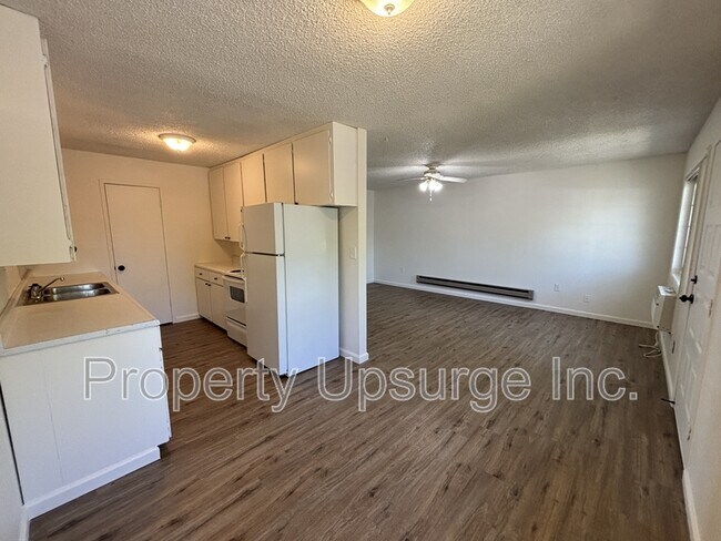 Foto del edificio - 725 Kimball Rd