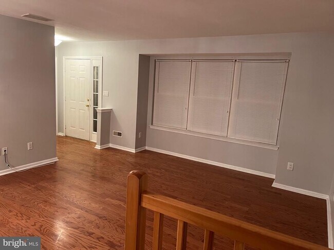 Foto del edificio - 5902 Coventry Way