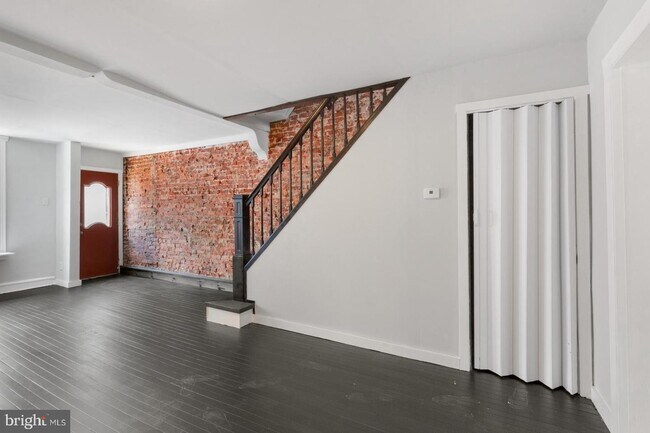 Foto del edificio - 2341 Watkins St