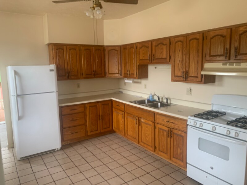 527 8th St Unit 2, Ambridge, PA 15003 Room for Rent in Ambridge, PA