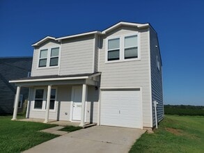 Building Photo - 3465 Avalon Lake Dr SW