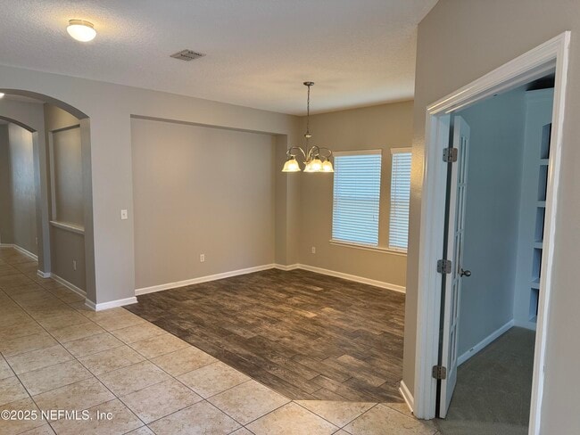 Building Photo - 246 Princess Dr