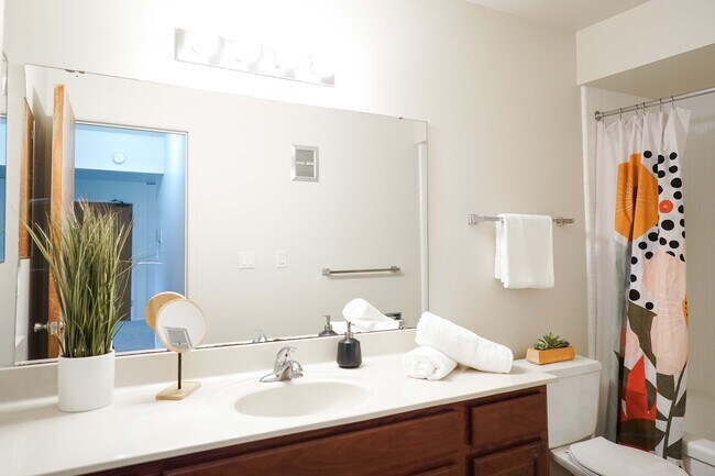 Baño - Traver Crossing