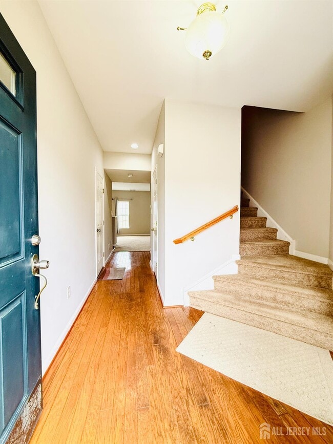 Building Photo - 47 Peppermint Dr