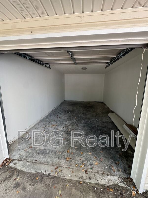 Photo - 1833 Scott Rd Apartment